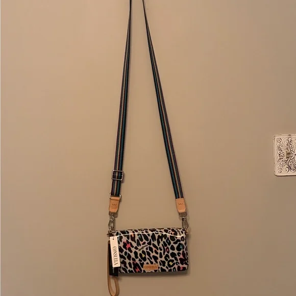 Consuela Leopard Print Crossbody Bag with Tan and Black Accents NWT! - Picture 2 of 8